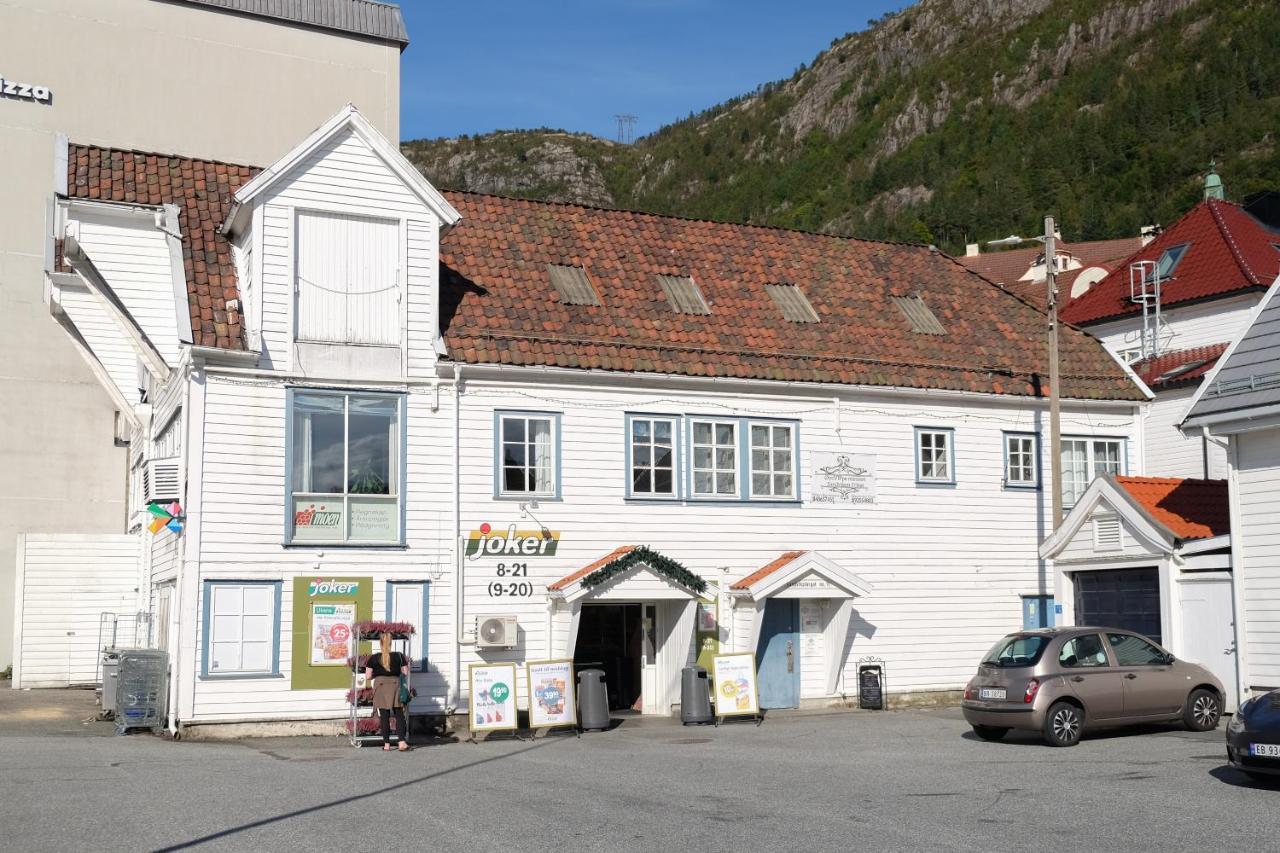 Appartement Charming Bergen House, Rare Historic House From 1779, Whole House Extérieur photo